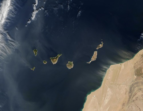Vista Satelital de la Situación Geográfica del Archipiélago Canario en el Noroeste del Continente Africano - FSPC - Islas Canarias - África (Siglo XXI).