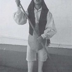 Indumentaria Tradicional Más Usual del Hombre de la Isla de La Palma con Lanza (Siglos XIX y XX) - Foto de Juan José Santos - El Pajar, Cuaderno de Etnografía Canaria Nº 6 - La Palma - Archivo Documental de la Federación de Salto del Pastor Canario (FSPC) - Archipiélago Canario (Diciembre de 1999).