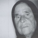 Seña Dolores Méndez, Vecina de Teguise, Atesora una Profunda Memoria Sobre la Historia y Cultura del Agua de la Isla de Lanzarote - Foto de María Antonia Perera Betancort - El Pajar, Cuaderno de Etnografía Canaria Nº 5 (Agosto de 1999) - Teguise - Lanzarote - Archivo Documental de la Federación de Salto del Pastor Canario (FSPC) - Archipiélago Canario (Siglo XX y Agosto de 1999).